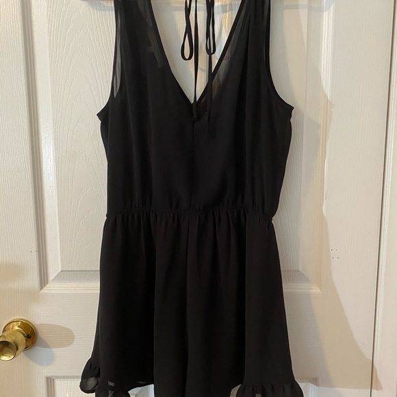 Black romper - Picture 2 of 3